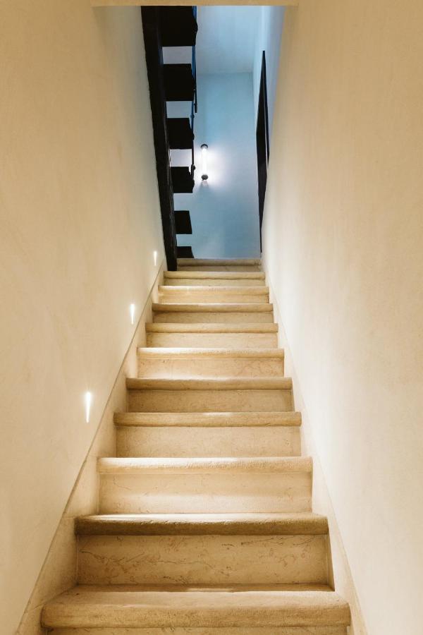 The Harbour - Luxury Living Bed and Breakfast Trani Eksteriør billede
